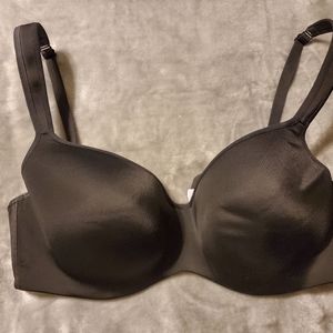 42DD black bra, sold by torrid